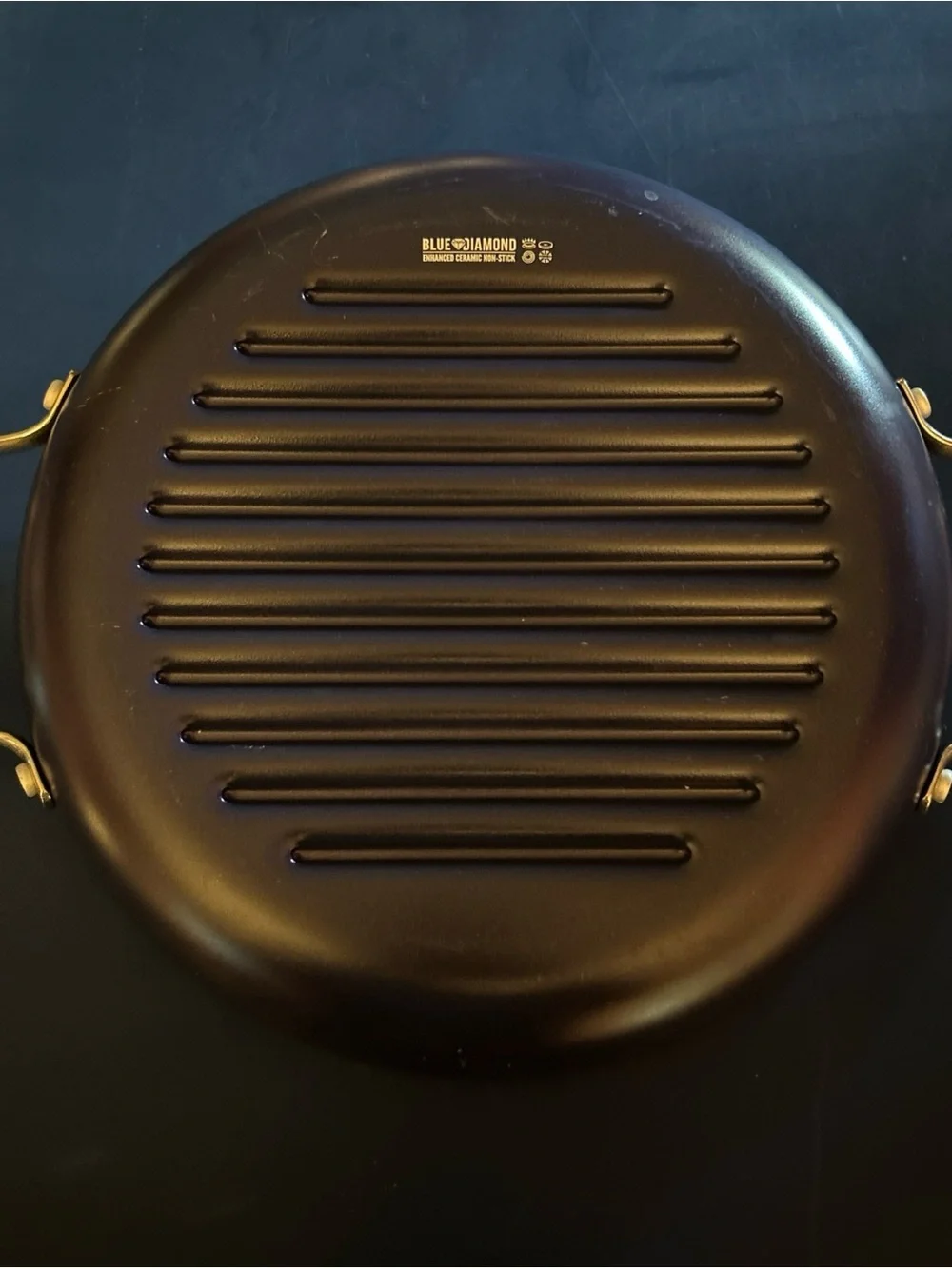 Blue Diamond Grill Genie 11” Ceramic Nonstick Round Grill w/Lid New Unused